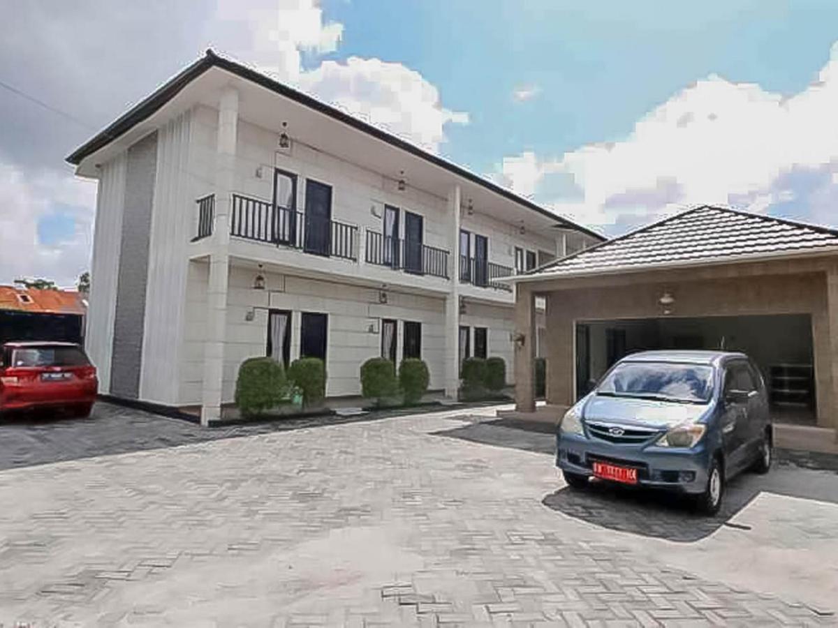 Reddoorz @ Wisma Pangrango بالانجكارايا المظهر الخارجي الصورة