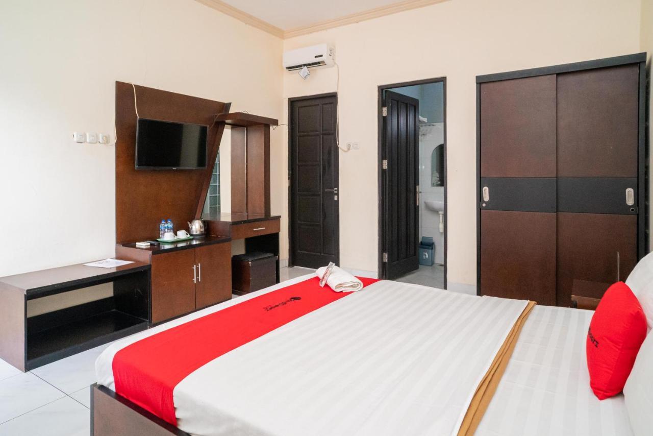 Reddoorz @ Wisma Pangrango بالانجكارايا المظهر الخارجي الصورة